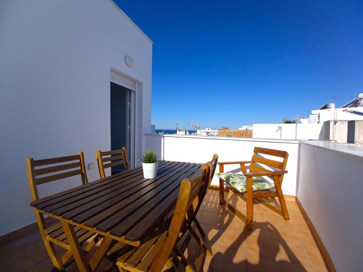 Casa Ortiz With Private Roof Terrace - Oceanview Villa โกนิล เด ลาฟรอนเตรา ภายนอก รูปภาพ